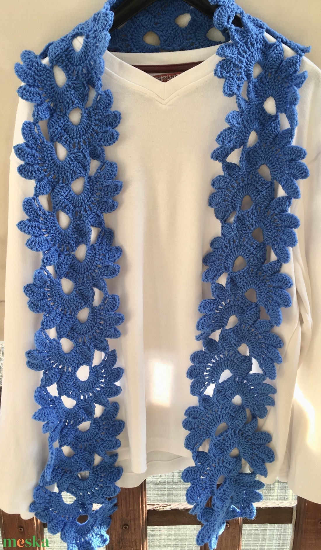 Kék Virágos Dekoratív horgolt sál - ruha & divat - sál, sapka, kendő - kendő - Meska.hu Kék Virágos Dekoratív horgolt sál - ruha & divat - sál, sapka, kendő - kendő - Meska.hu