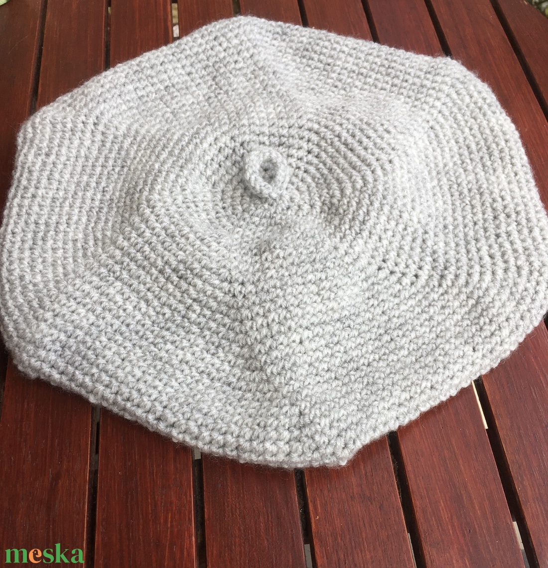 Szürke beret sapka - ruha & divat - sál, sapka, kendő - fejpánt - Meska.hu Szürke beret sapka - ruha & divat - sál, sapka, kendő - fejpánt - Meska.hu