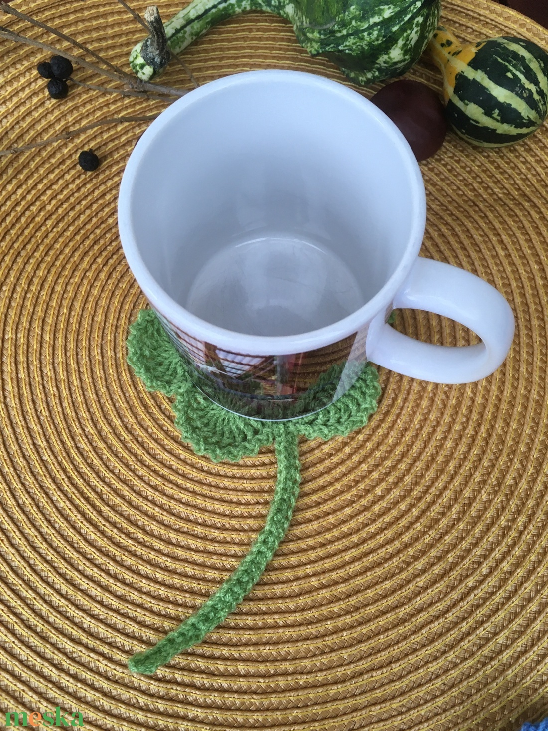 Zöld virágos  bögrealátét  - otthon & életmód - dekoráció - asztal és polc dekoráció - asztaldísz - Meska.hu