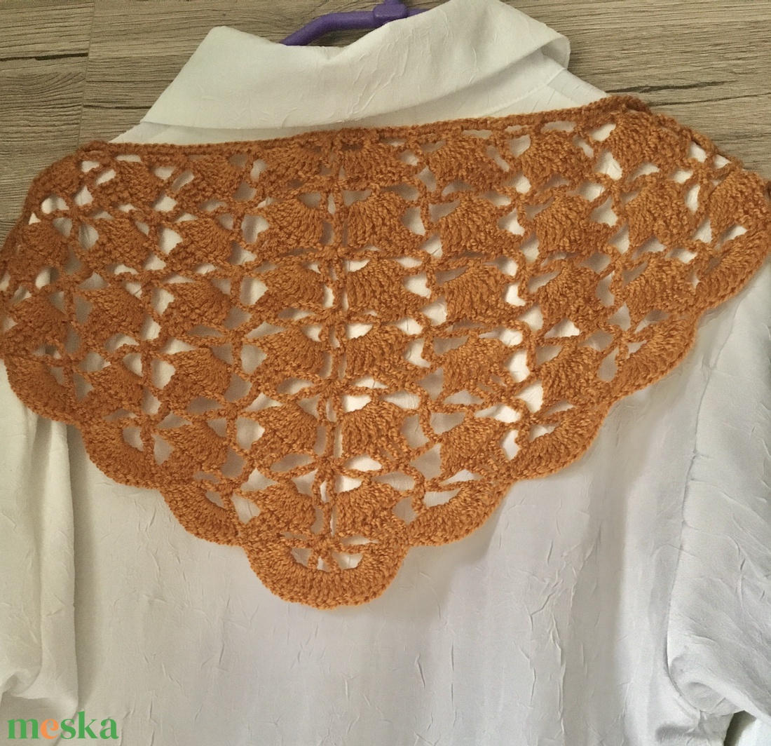 Karamella kendő - ruha & divat - sál, sapka, kendő - kendő - Meska.hu