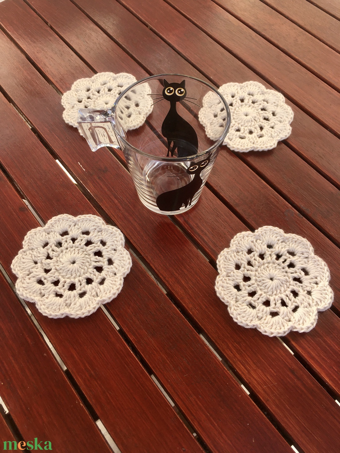 Virágos natúr alátét  - otthon & életmód - konyhafelszerelés, tálalás - sütés, főzés - edényalátét - Meska.hu