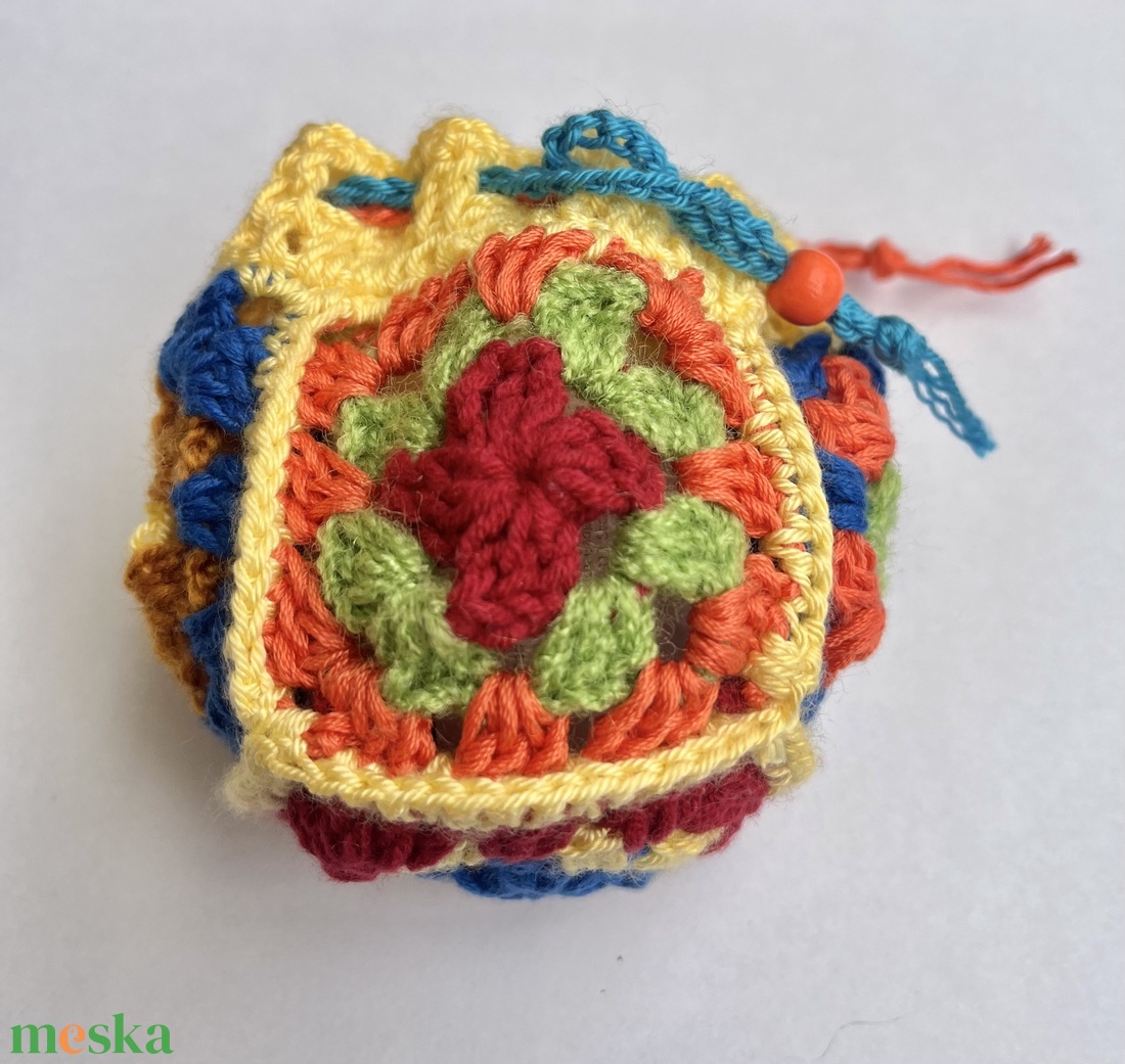 Színes fülhallgató tartó - táska & tok - pénztárca & más tok - fülhallgató tok  - Meska.hu