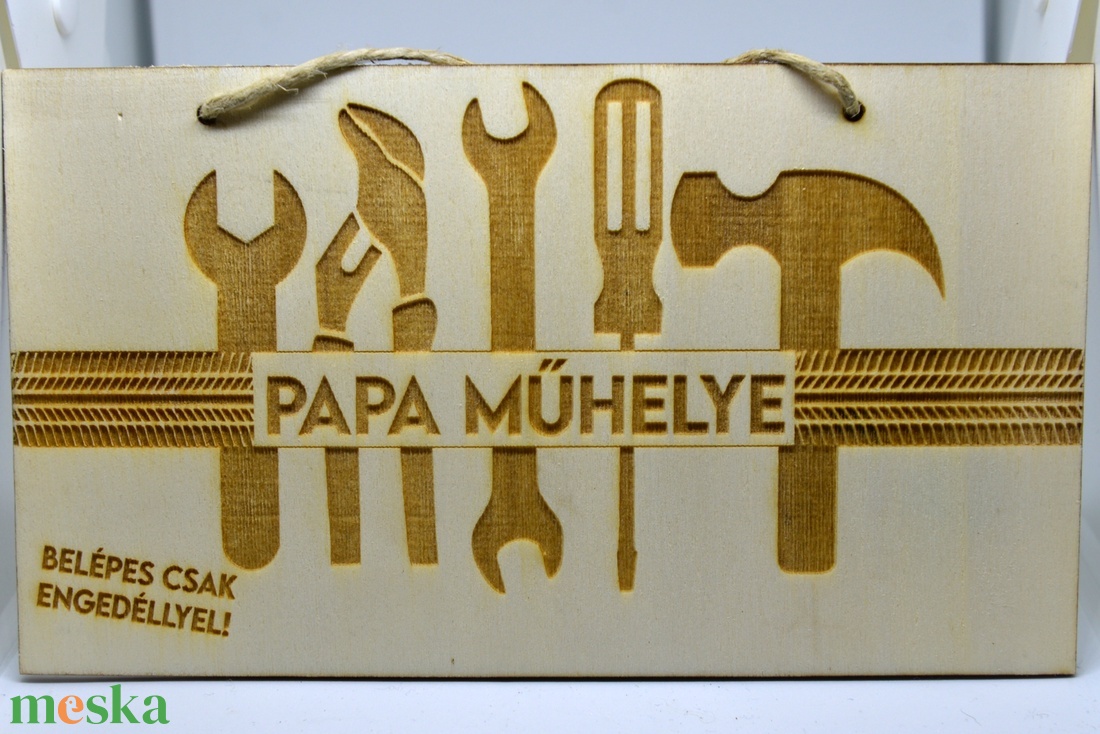 Papa műhelye fa tábla - kellékek & szerszámok - fa - egyéb fatermék - Meska.hu Papa műhelye fa tábla - kellékek & szerszámok - fa - egyéb fatermék - Meska.hu