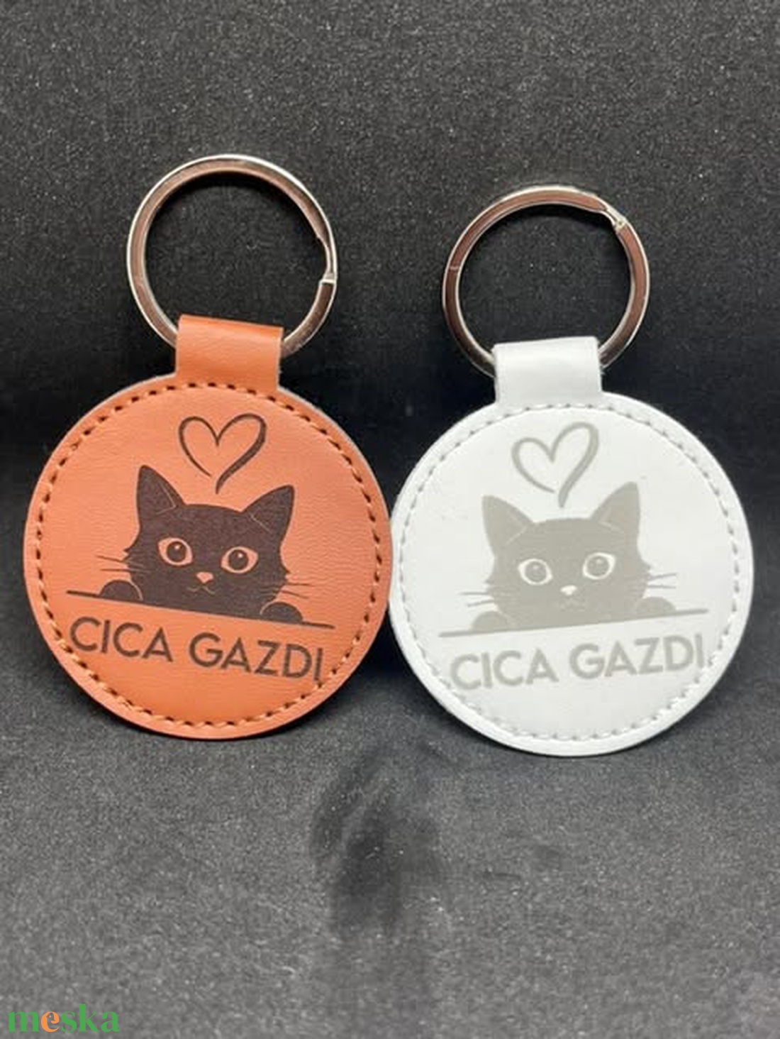 Cica gazdi bőr kulcstartó - táska & tok - kulcstartó & táskadísz - kulcstartó - Meska.hu Cica gazdi bőr kulcstartó - táska & tok - kulcstartó & táskadísz - kulcstartó - Meska.hu