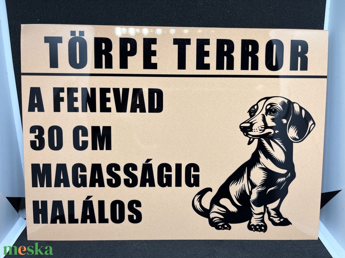 Kutya tábla tacsis - esküvő - dekoráció - tábla & jelzés - Meska.hu Kutya tábla tacsis - esküvő - dekoráció - tábla & jelzés - Meska.hu