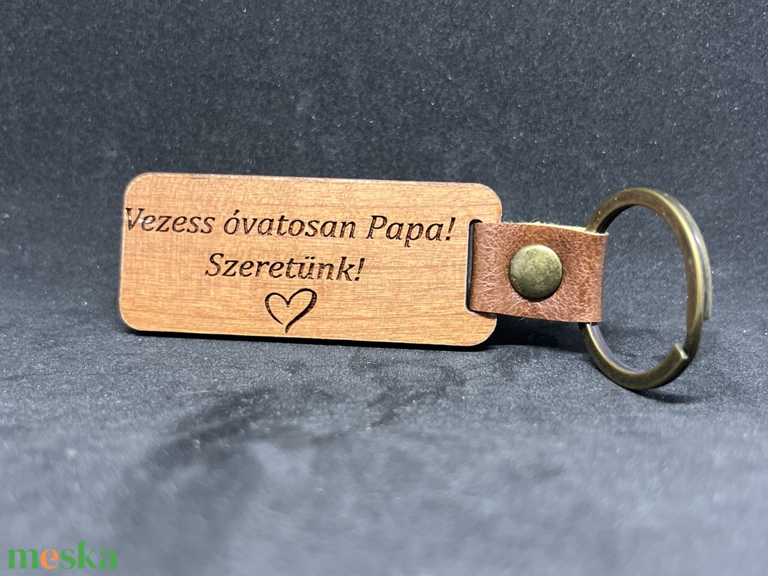Vezess óvatosan Apa és Papa kulcstartó - táska & tok - kulcstartó & táskadísz - kulcstartó - Meska.hu