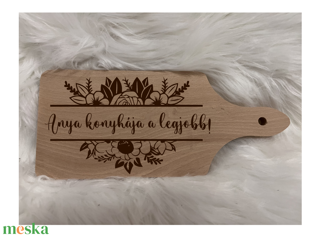 Anya konyhája a legjobb gravírozott vágódeszka - otthon & életmód - konyhafelszerelés, tálalás - sütés, főzés - vágódeszka - Meska.hu