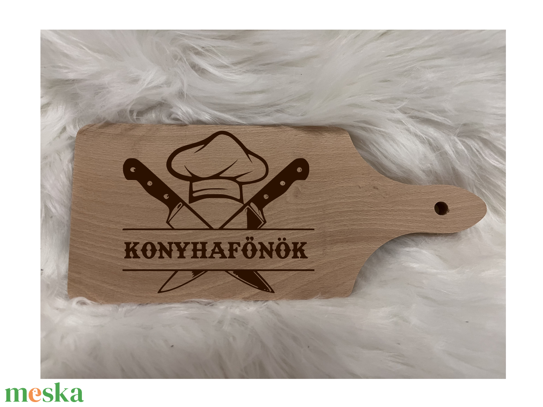 Konyhafőnök gravírozott vágódeszka - otthon & életmód - konyhafelszerelés, tálalás - sütés, főzés - vágódeszka - Meska.hu