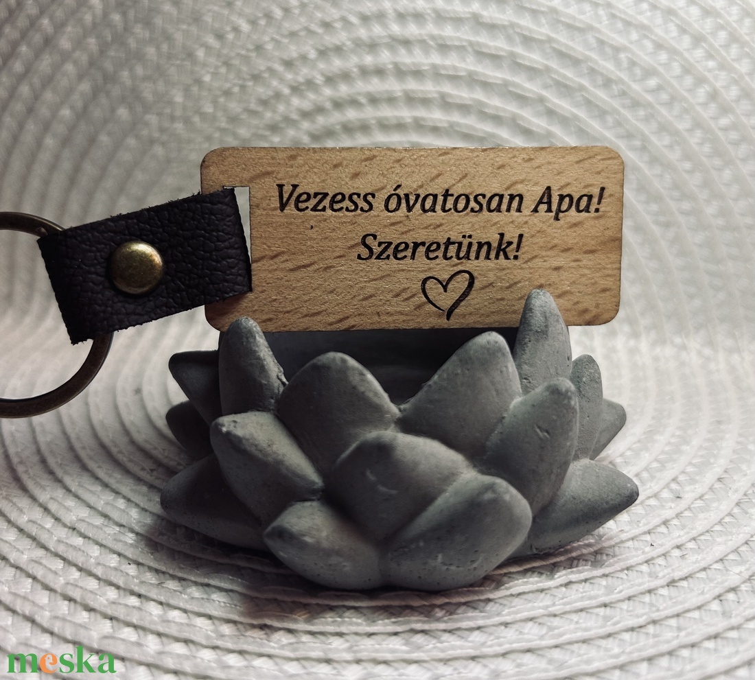 Vezess óvatosan Apa és Papa kulcstartó - táska & tok - kulcstartó & táskadísz - kulcstartó - Meska.hu