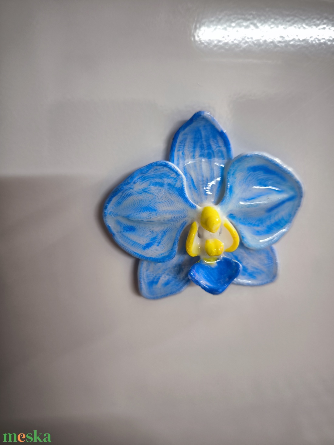 Kék orhidea hűtőmágnes - otthon & életmód - konyhafelszerelés, tálalás - konyhai dekoráció - hűtőmágnes - Meska.hu