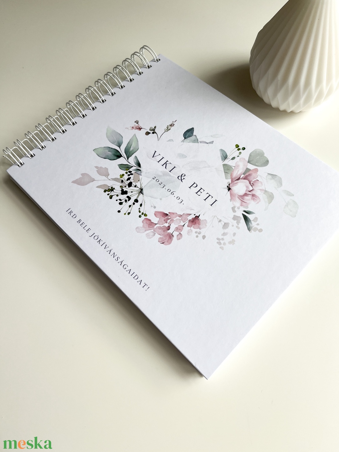 Rózsaszín virágos vendégkönyv egyedi felirattal - esküvő - emlék & ajándék - album & fotóalbum - Meska.hu