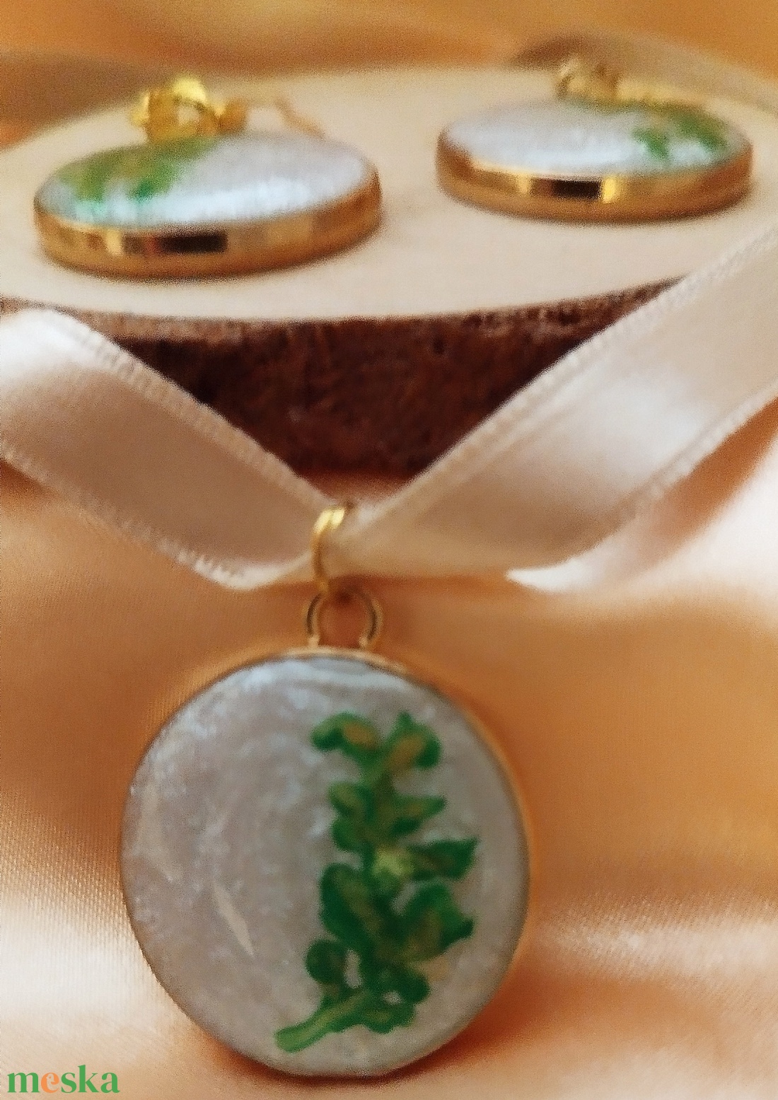 Romantikus gyöngyház fehér női ékszer szett - ékszer - ékszerszett - Meska.hu