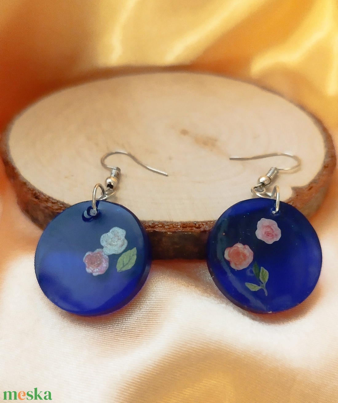 Kék színű kör alakú női fülbevaló és medál - ékszer - ékszerszett - Meska.hu