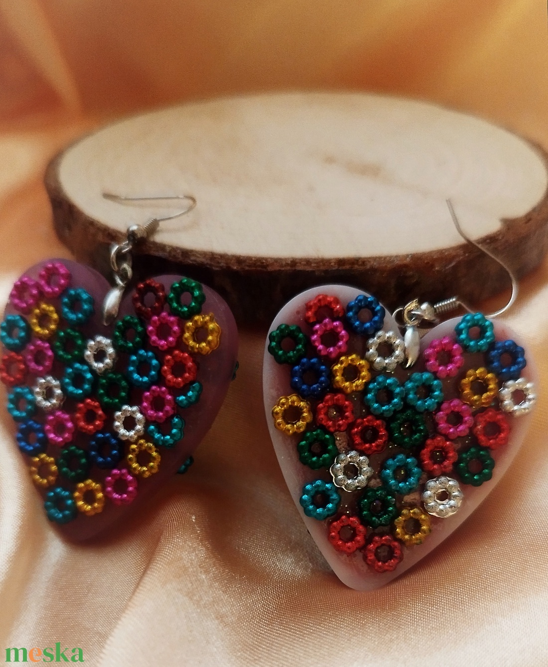 Szív alakú színes női fülbevaló - ékszer - fülbevaló - csillár fülbevaló - Meska.hu