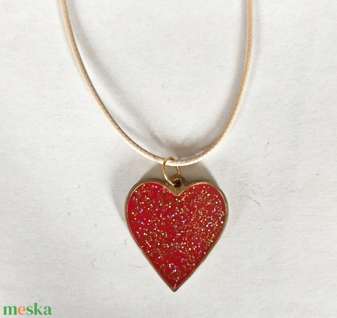 Piros szív alakú női medál - ékszer - nyaklánc - medál - Meska.hu