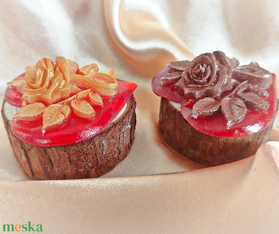 Piros szív alakú hűtőmágnes rózsával - otthon & életmód - konyhafelszerelés, tálalás - konyhai dekoráció - hűtőmágnes - Meska.hu