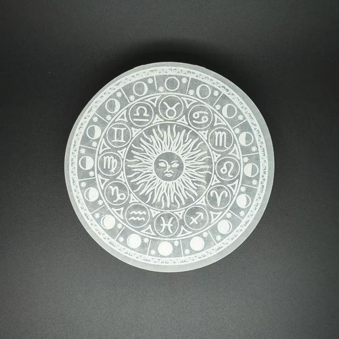 Szelenit korong zodiákus nap hold 14cm - kellékek & szerszámok - ásvány alapanyag - szelenit korong - Meska.hu Szelenit korong zodiákus nap hold 14cm - kellékek & szerszámok - ásvány alapanyag - szelenit korong - Meska.hu