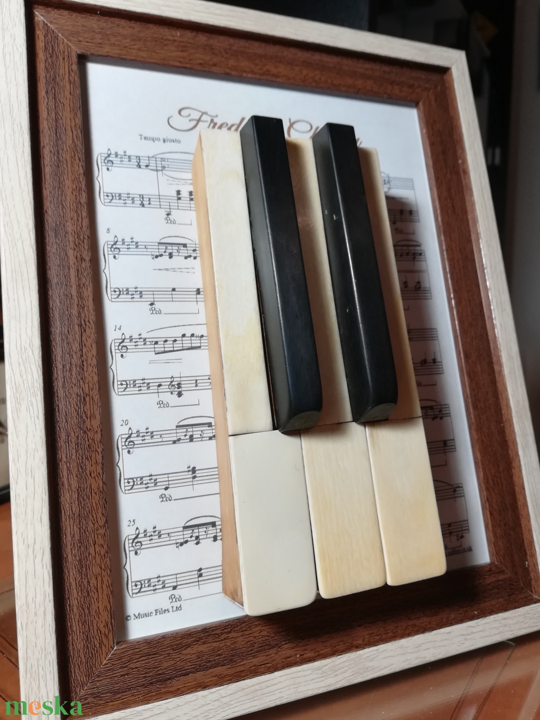 zongora billentyűk képkeretben - otthon & életmód - dekoráció - kép & falikép - képkeret - Meska.hu zongora billentyűk képkeretben - otthon & életmód - dekoráció - kép & falikép - képkeret - Meska.hu