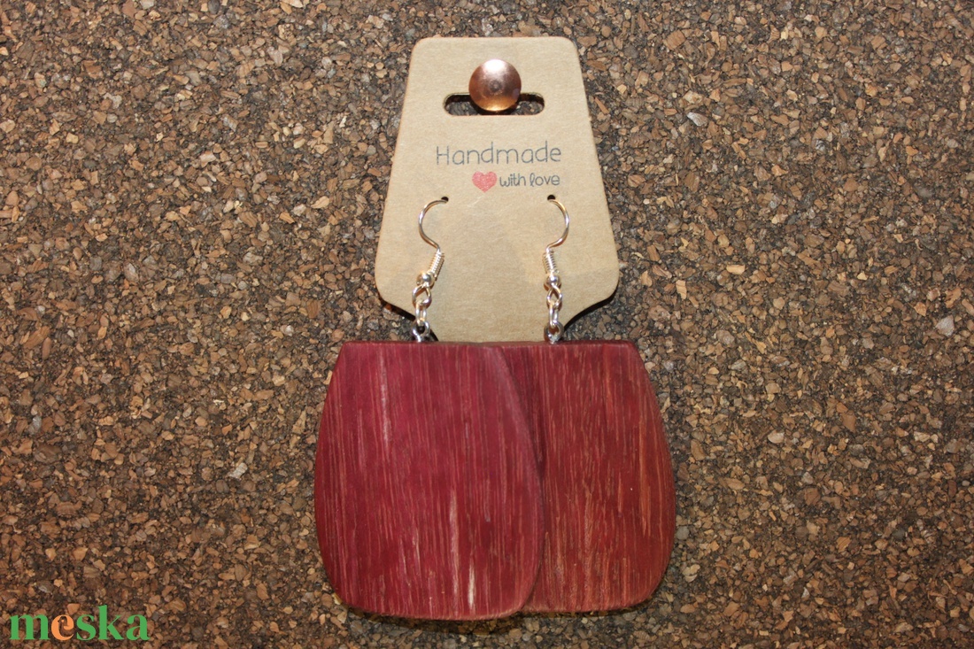 Amarant fa kézműves fülbevaló - ékszer - fülbevaló - lógó fülbevaló - Meska.hu Amarant fa kézműves fülbevaló - ékszer - fülbevaló - lógó fülbevaló - Meska.hu