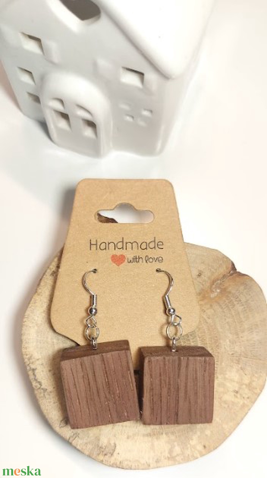 Fekete dió kézműves fülbevaló - ékszer - fülbevaló - lógó fülbevaló - Meska.hu