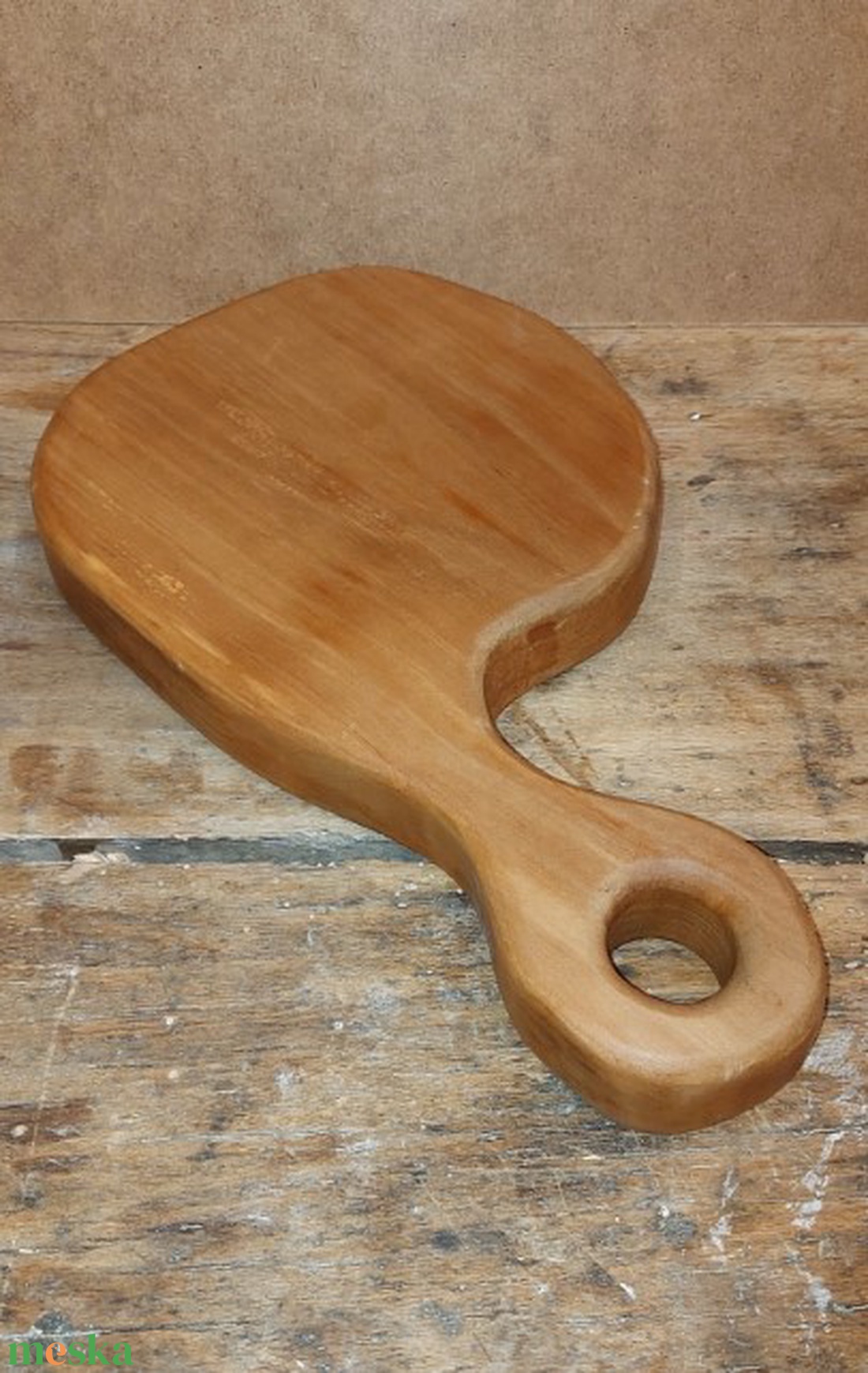 Egyedi formájú körte vágódeszka, alátét - otthon & életmód - konyhafelszerelés, tálalás - sütés, főzés - vágódeszka - Meska.hu