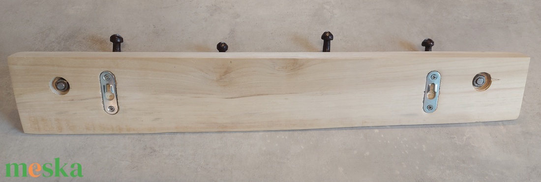 Egyedi formájú rusztikus fogas, fali akasztó juhar fából - otthon & életmód - bútor - fogas - Meska.hu