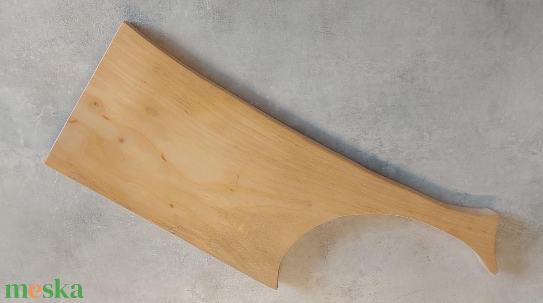 Egyedi formájú szilfa vágódeszka, alátét - otthon & életmód - konyhafelszerelés, tálalás - sütés, főzés - vágódeszka - Meska.hu