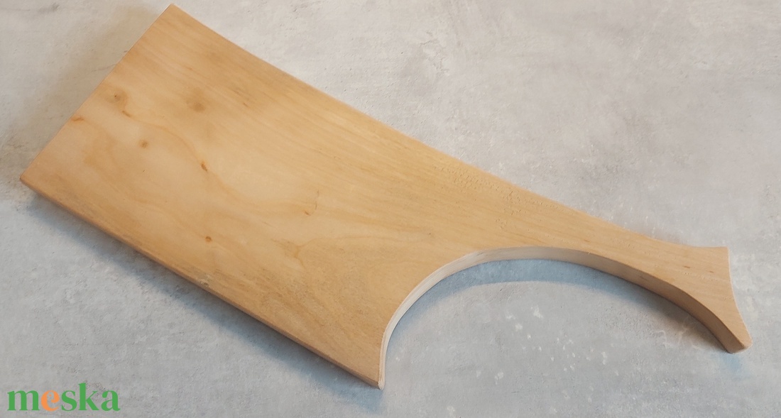 Egyedi formájú szilfa vágódeszka, alátét - otthon & életmód - konyhafelszerelés, tálalás - sütés, főzés - vágódeszka - Meska.hu