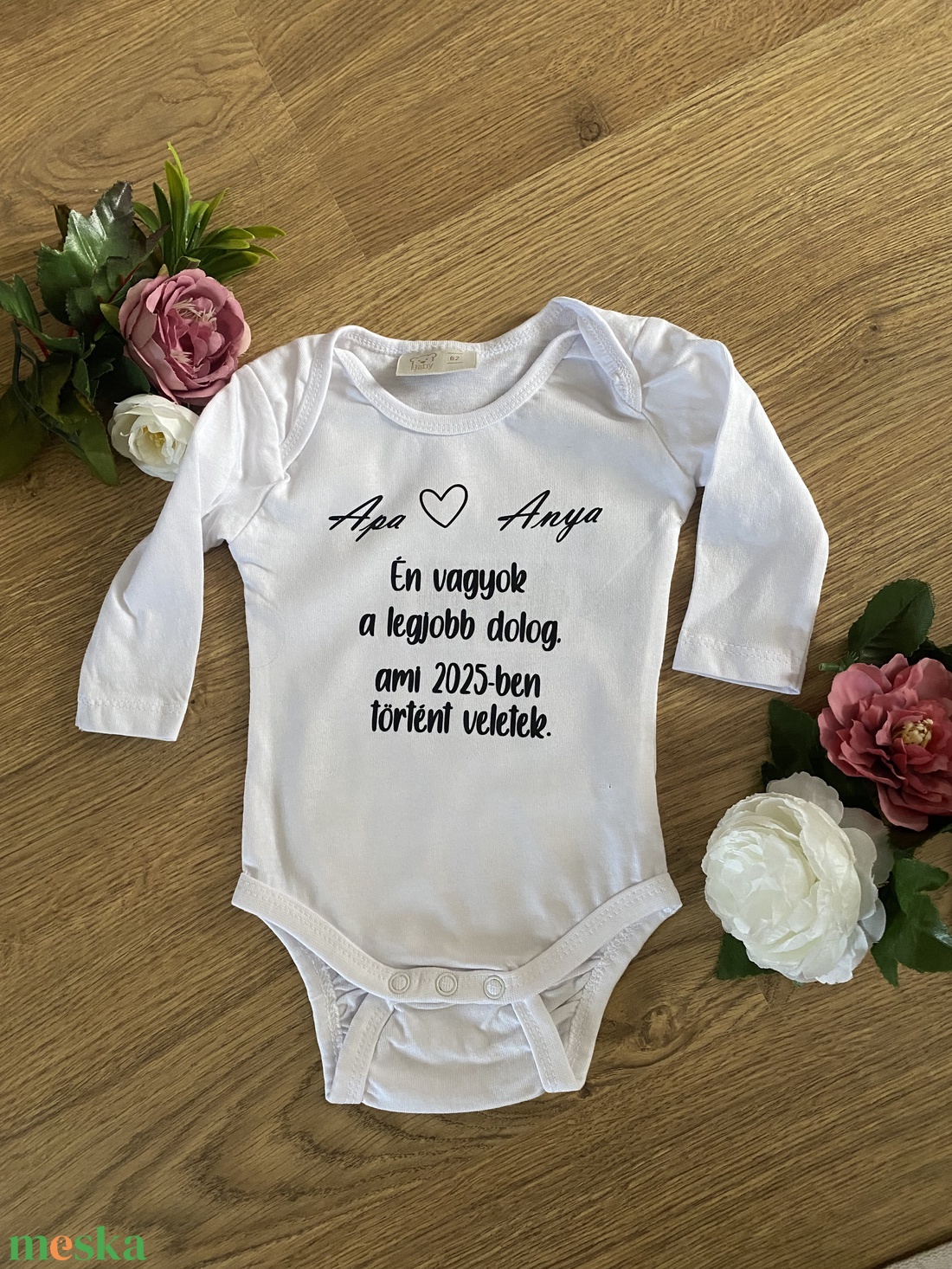 Baba body akár egyedi felirattal - ruha & divat - babaruha & gyerekruha - body - Meska.hu Baba body akár egyedi felirattal - ruha & divat - babaruha & gyerekruha - body - Meska.hu