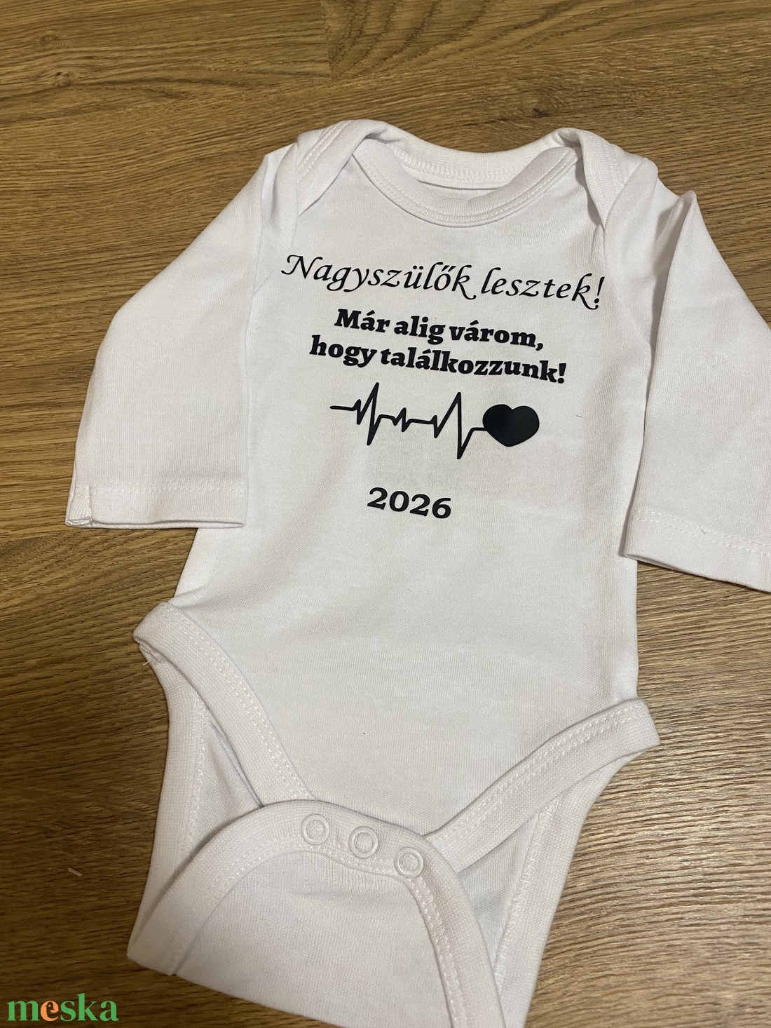 Baba bejelentő body nagyszülőknek, megható vagy vicces felirattal is - játék & sport - babalátogató ajándékcsomag - Meska.hu