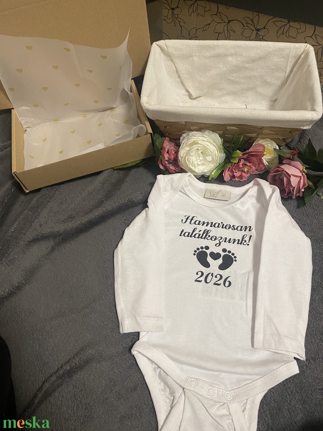 Baba bejelentő body - játék & sport - babalátogató ajándékcsomag - Meska.hu