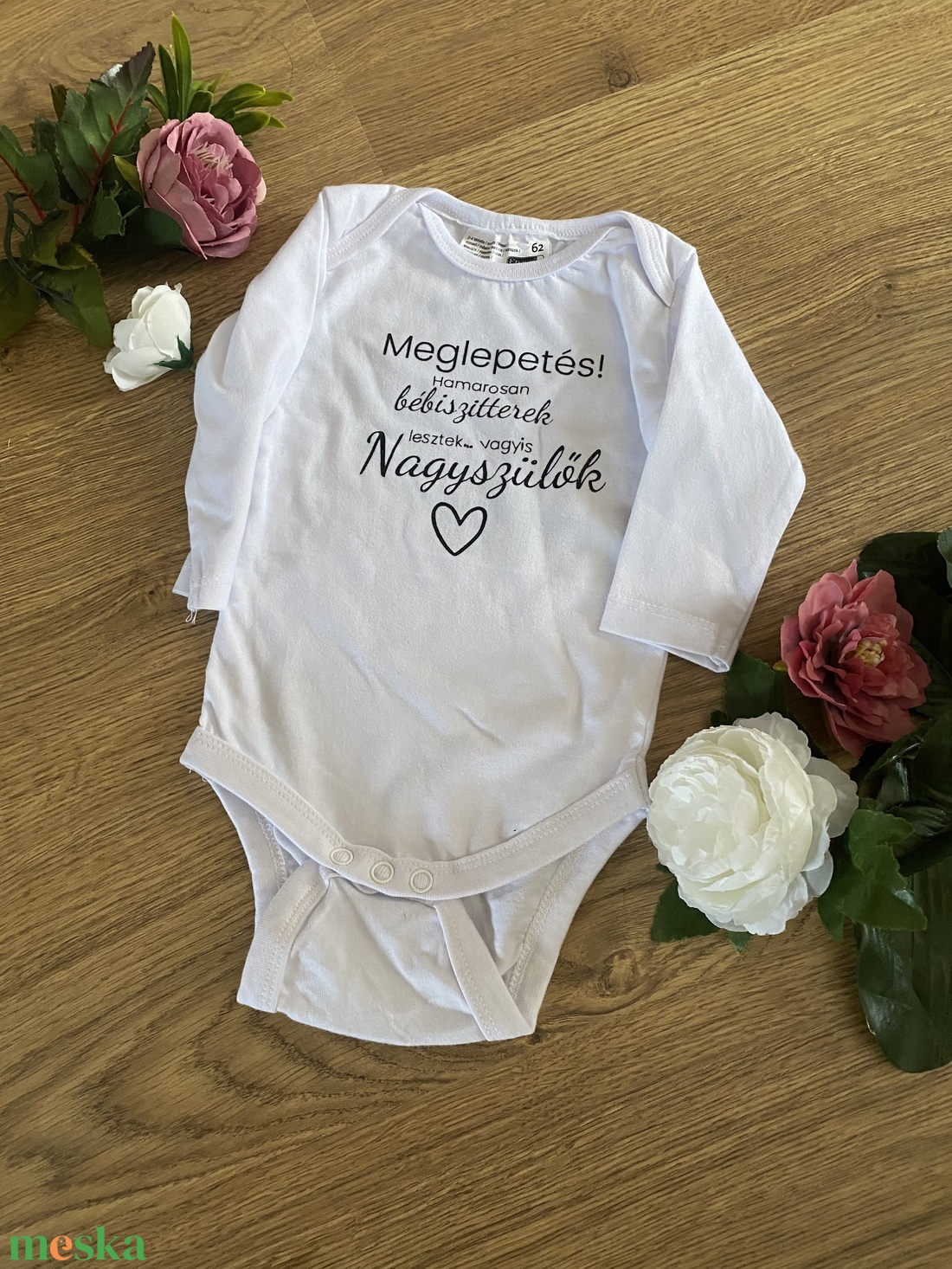 Baba bejelentő body - játék & sport - babalátogató ajándékcsomag - Meska.hu