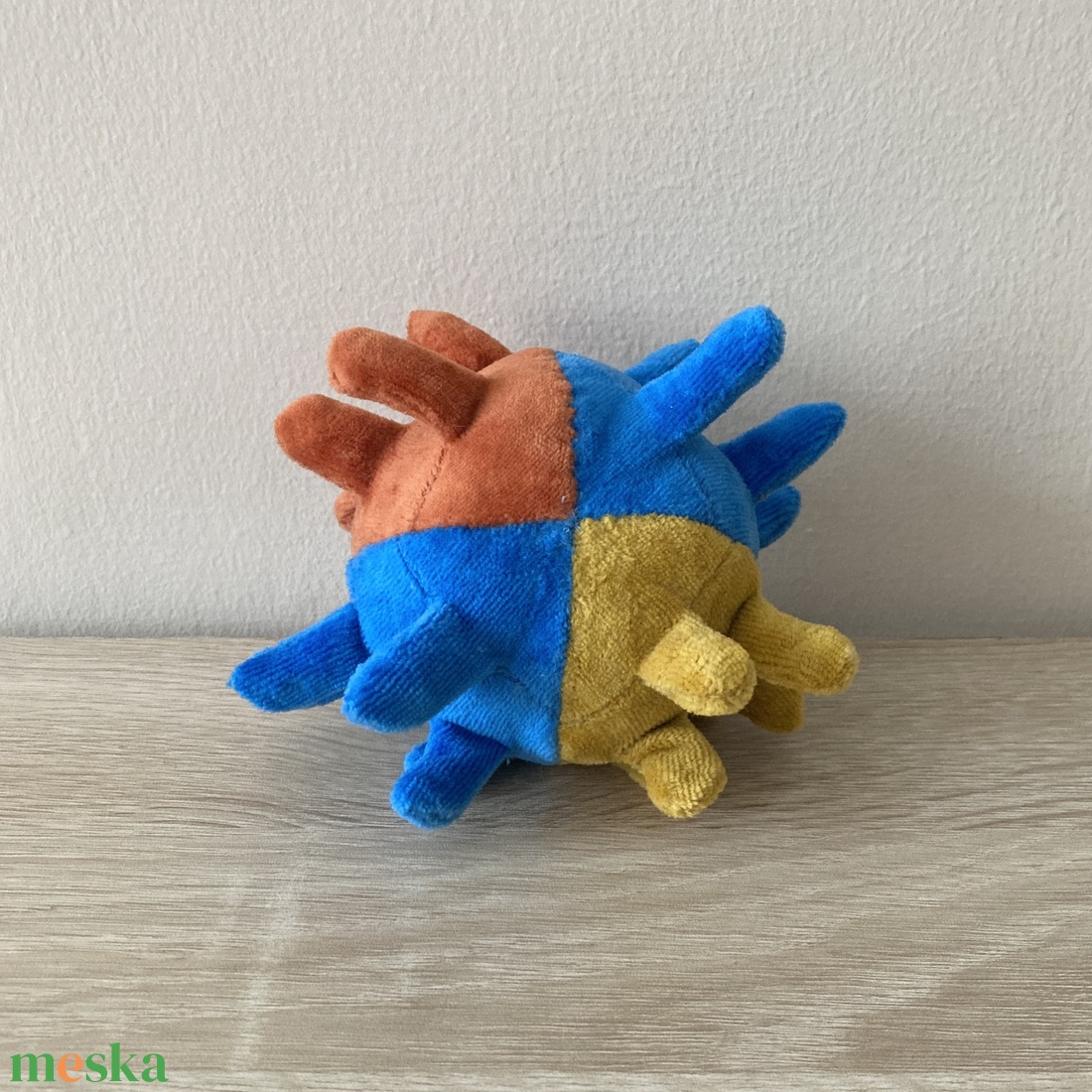 Plüss csörgő labda  - játék & sport - 3 éves kor alattiaknak - babalabda - Meska.hu