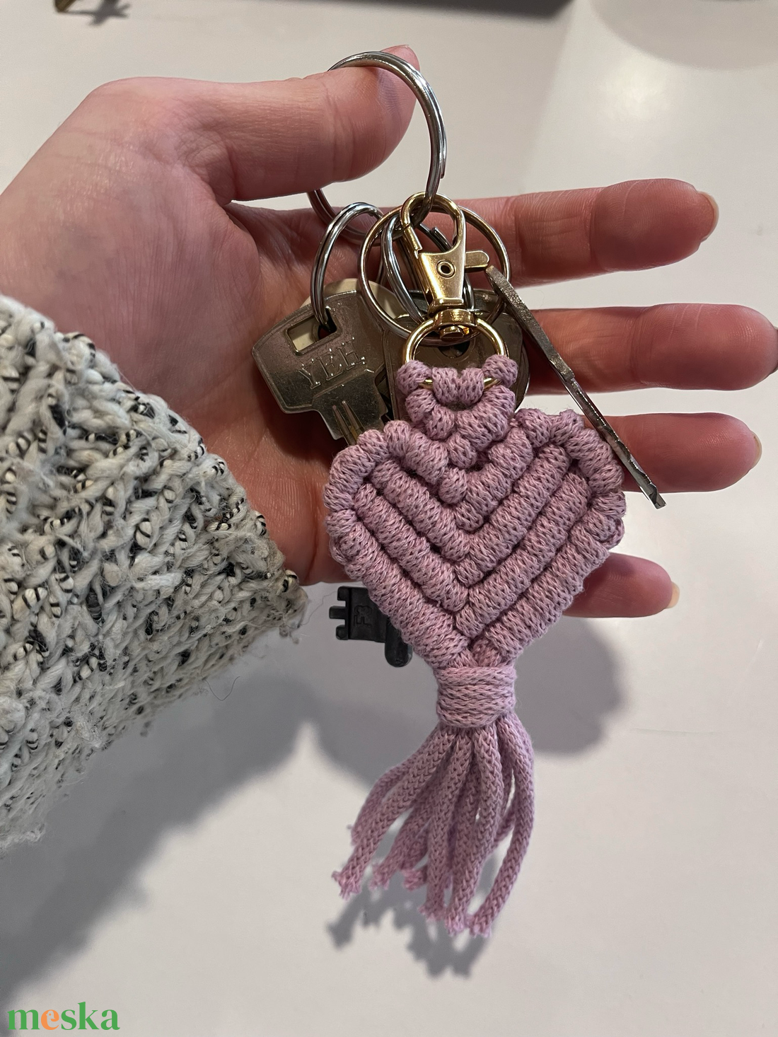 Anyák napi makramé kulcstartó - táska & tok - kulcstartó & táskadísz - kulcstartó - Meska.hu Anyák napi makramé kulcstartó - táska & tok - kulcstartó & táskadísz - kulcstartó - Meska.hu