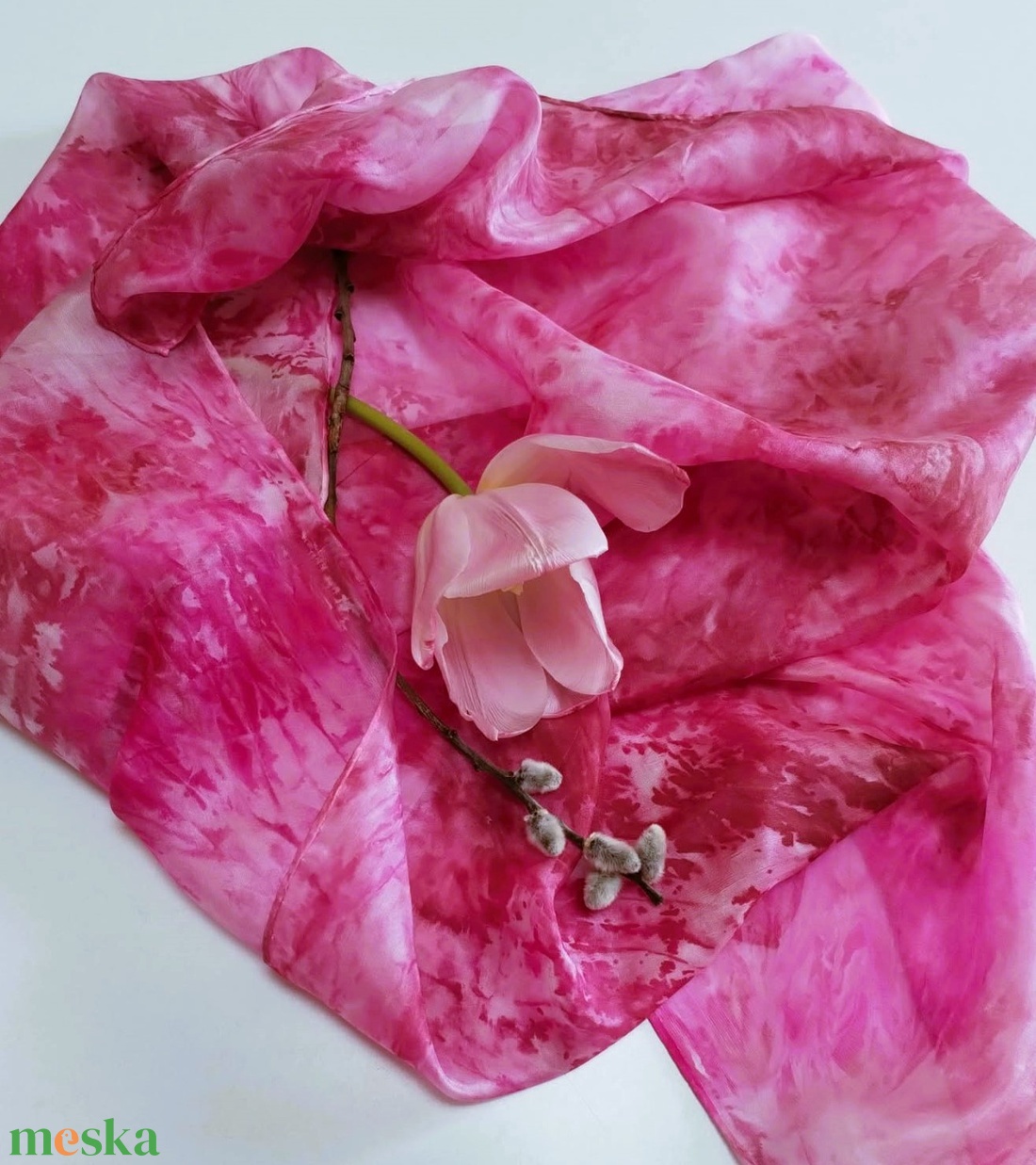 Tavaszi, batikolt, pink selyemkendő  - ruha & divat - sál, sapka, kendő - vállkendő - Meska.hu