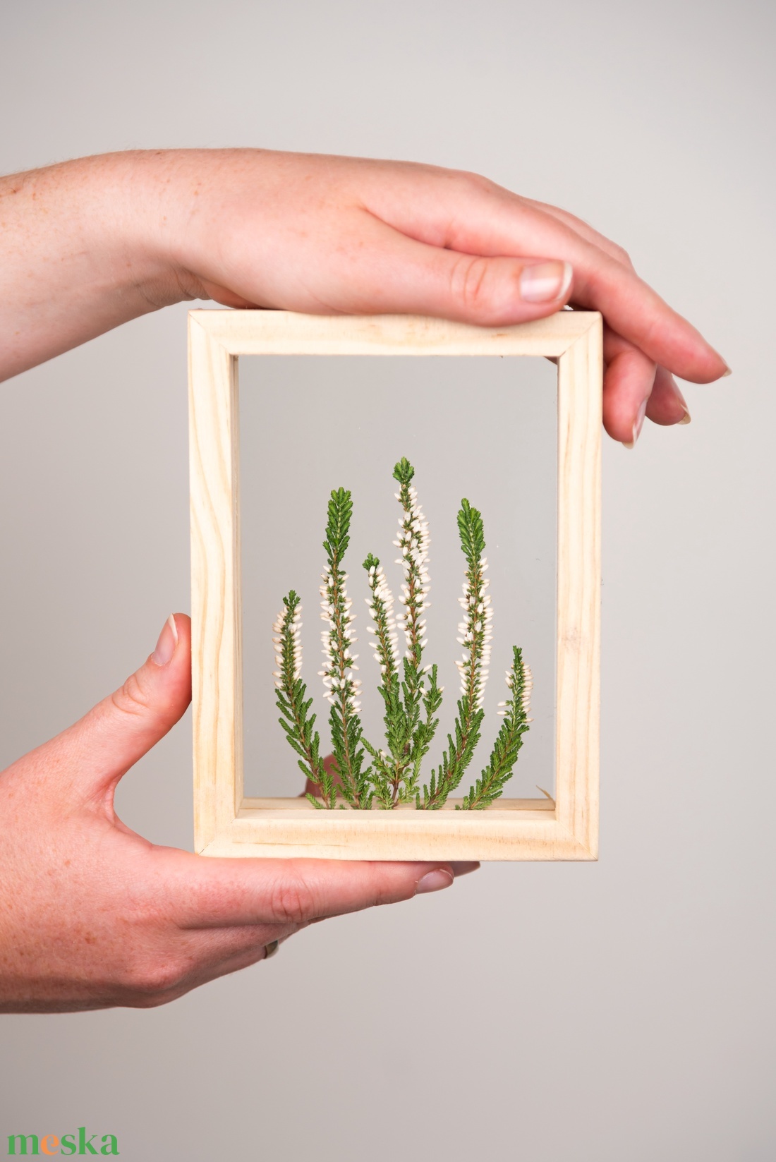 Préselt Fehér Csarab natúr fa keretben 10.6 x 15 x 4.1 cm - otthon & életmód - dekoráció - kép & falikép - képkeret - Meska.hu Préselt Fehér Csarab natúr fa keretben 10.6 x 15 x 4.1 cm - otthon & életmód - dekoráció - kép & falikép - képkeret - Meska.hu
