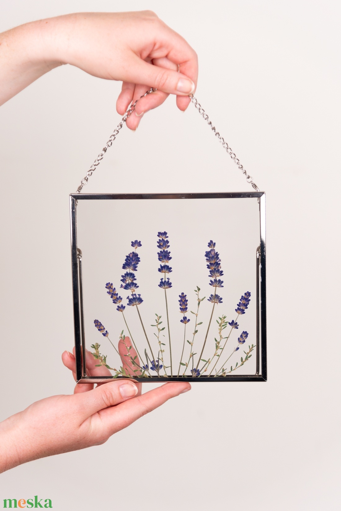 Levendula virágok ezüstös keretben 16 x 16 cm - otthon & életmód - dekoráció - kép & falikép - képkeret - Meska.hu Levendula virágok ezüstös keretben 16 x 16 cm - otthon & életmód - dekoráció - kép & falikép - képkeret - Meska.hu