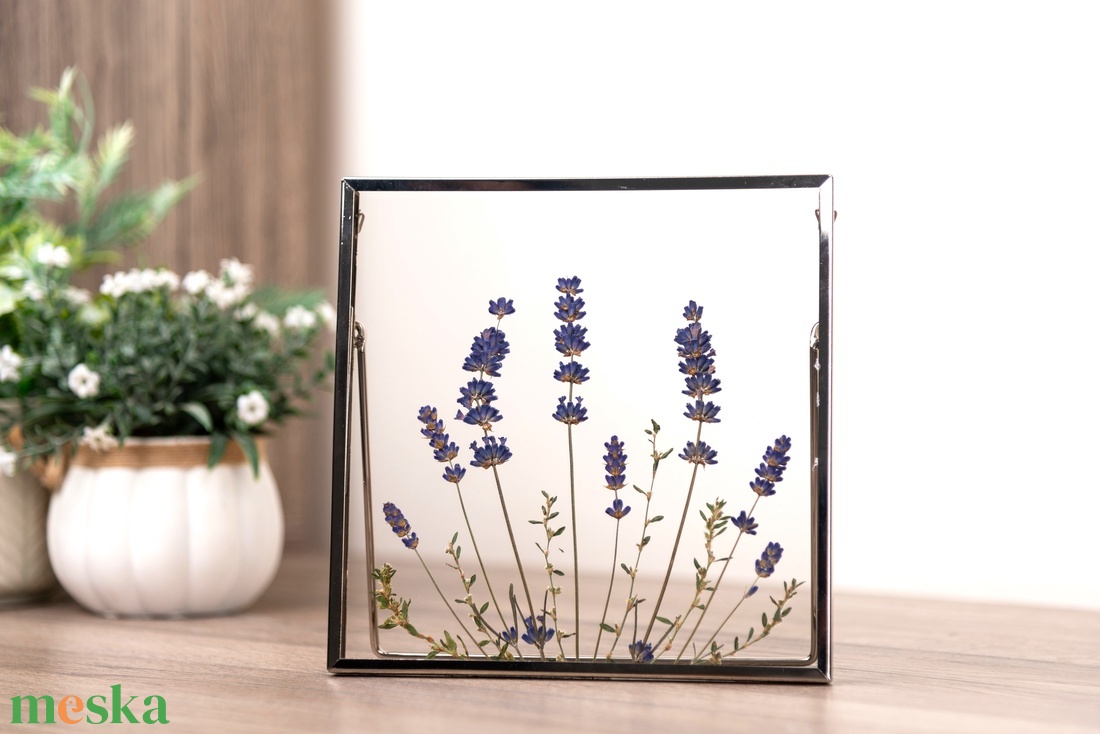 Levendula virágok ezüstös keretben 16 x 16 cm - otthon & életmód - dekoráció - kép & falikép - képkeret - Meska.hu Levendula virágok ezüstös keretben 16 x 16 cm - otthon & életmód - dekoráció - kép & falikép - képkeret - Meska.hu