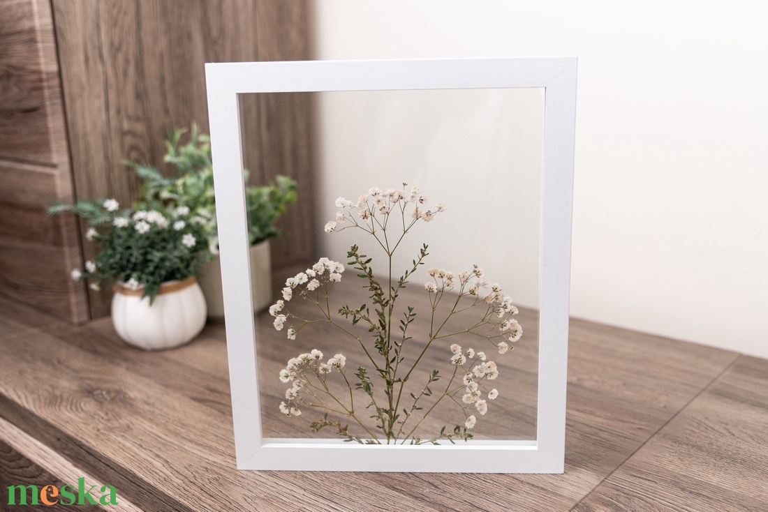 Fátyolvirágok fehér fa keretben 22,5 x 27,5 x 3 cm - otthon & életmód - dekoráció - kép & falikép - üvegkép - Meska.hu
