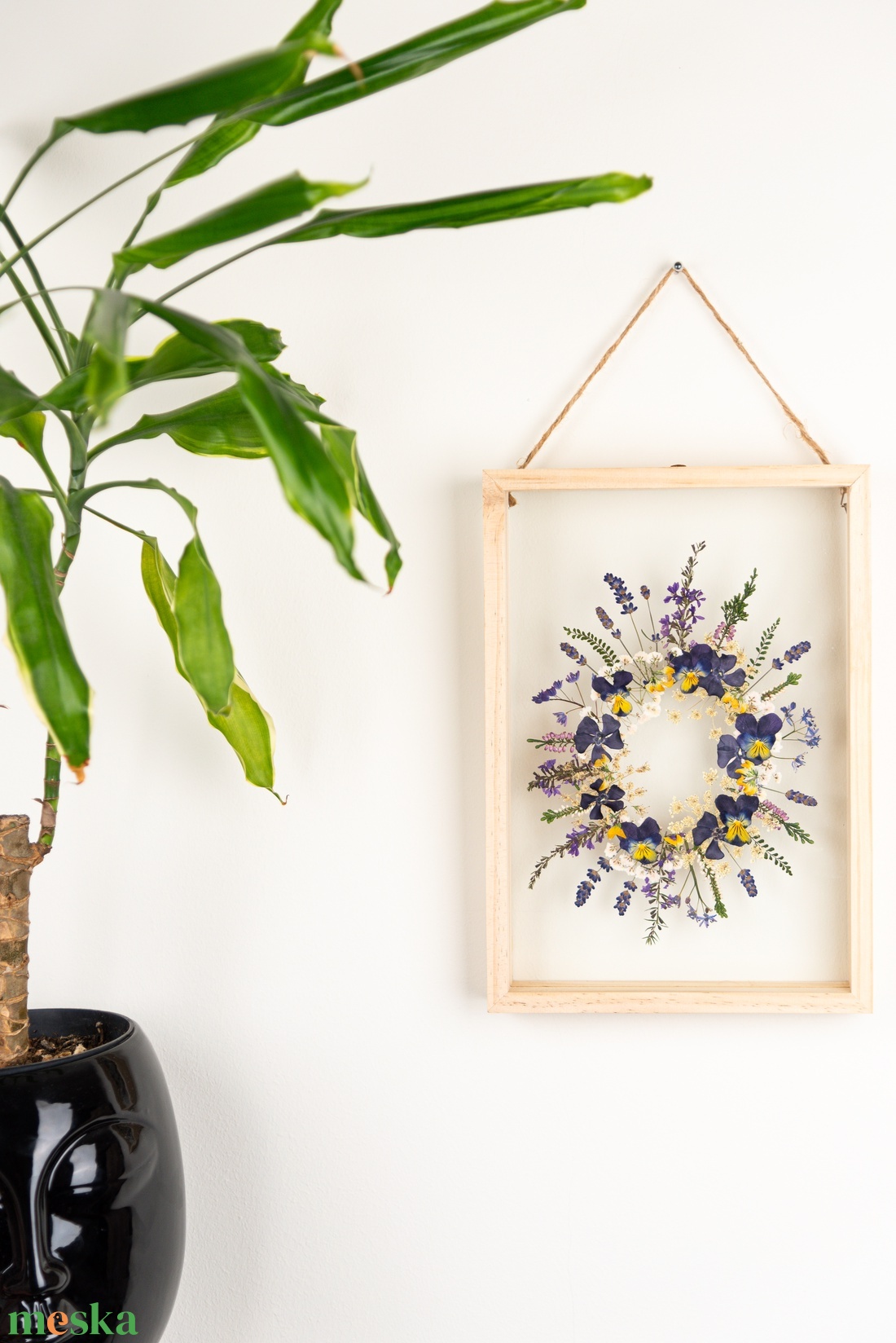 Vegyes virágkoszorú natúr fa keretben 21 x 38 x 4.4 cm - otthon & életmód - dekoráció - kép & falikép - képkeret - Meska.hu Vegyes virágkoszorú natúr fa keretben 21 x 38 x 4.4 cm - otthon & életmód - dekoráció - kép & falikép - képkeret - Meska.hu