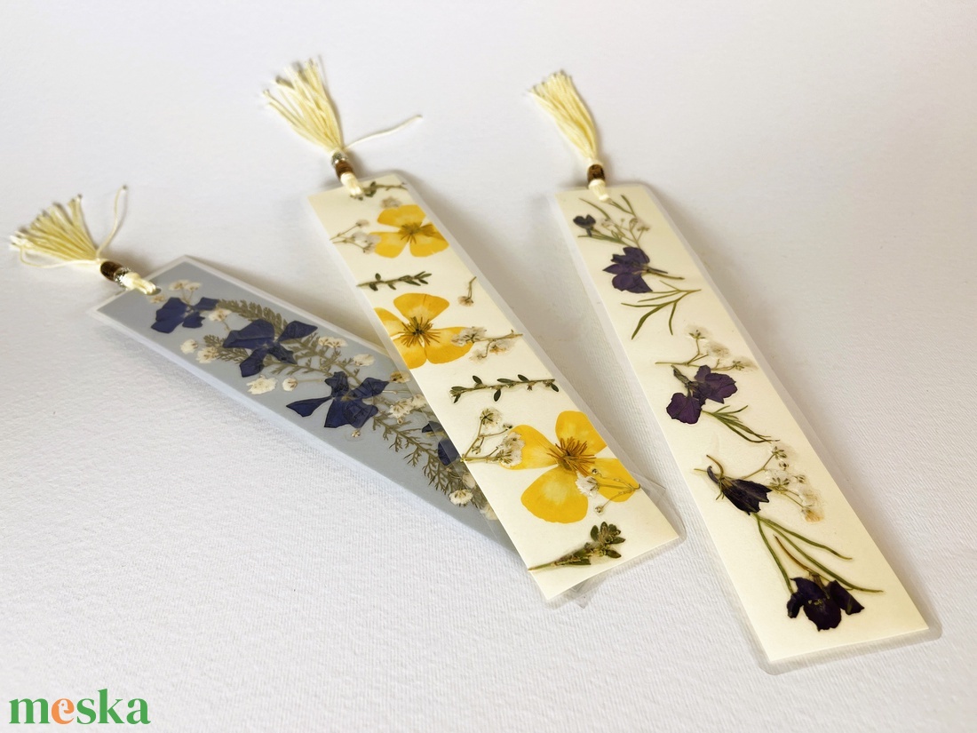 1# Préselt virágos laminált könyvjelző 3 db-os csomagban 20 cm x 4 cm - otthon & életmód - dekoráció - kép & falikép - üvegkép - Meska.hu 1# Préselt virágos laminált könyvjelző 3 db-os csomagban 20 cm x 4 cm - otthon & életmód - dekoráció - kép & falikép - üvegkép - Meska.hu