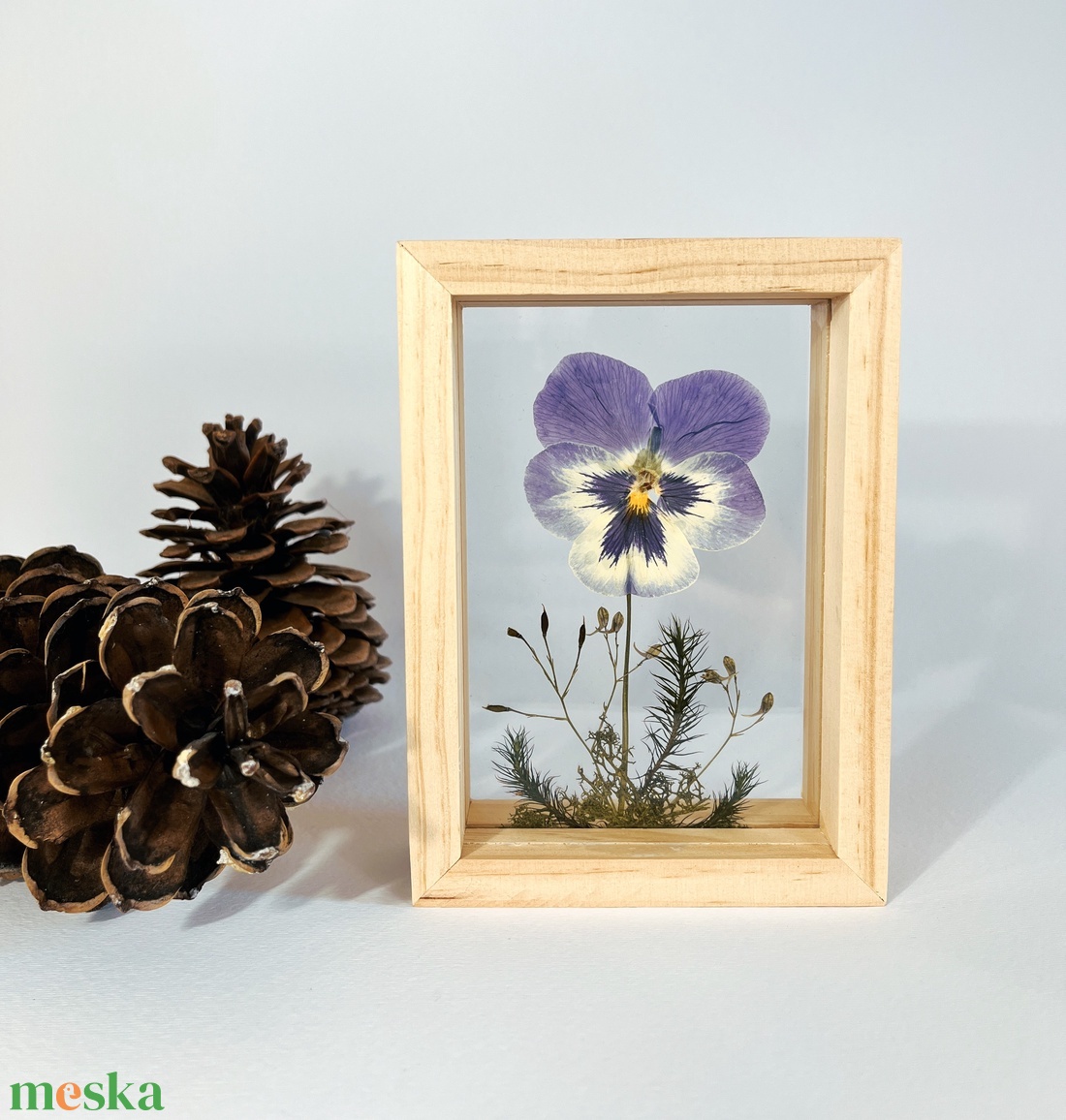 Valentin napra Préselt Árvácska natúr fa keretben 10.6 x 15 x 4.1 cm - otthon & életmód - dekoráció - kép & falikép - képkeret - Meska.hu Valentin napra Préselt Árvácska natúr fa keretben 10.6 x 15 x 4.1 cm - otthon & életmód - dekoráció - kép & falikép - képkeret - Meska.hu