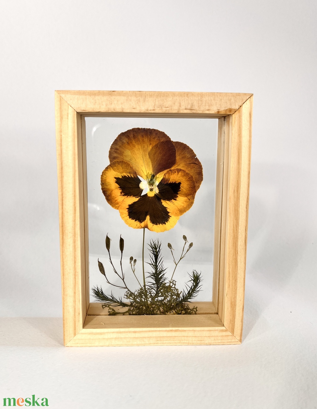 Préselt bordó árvácska natúr fa keretben 10.6 x 15 x 4.1 cm - otthon & életmód - dekoráció - kép & falikép - képkeret - Meska.hu Préselt bordó árvácska natúr fa keretben 10.6 x 15 x 4.1 cm - otthon & életmód - dekoráció - kép & falikép - képkeret - Meska.hu