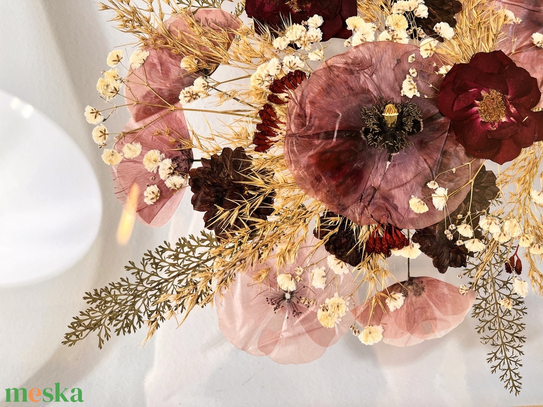 Rózsaszín-bordó préselt csokor NAGY MÉRETŰ natúr fa keretben 30 x 42  x 2.3 cm - otthon & életmód - dekoráció - kép & falikép - képkeret - Meska.hu