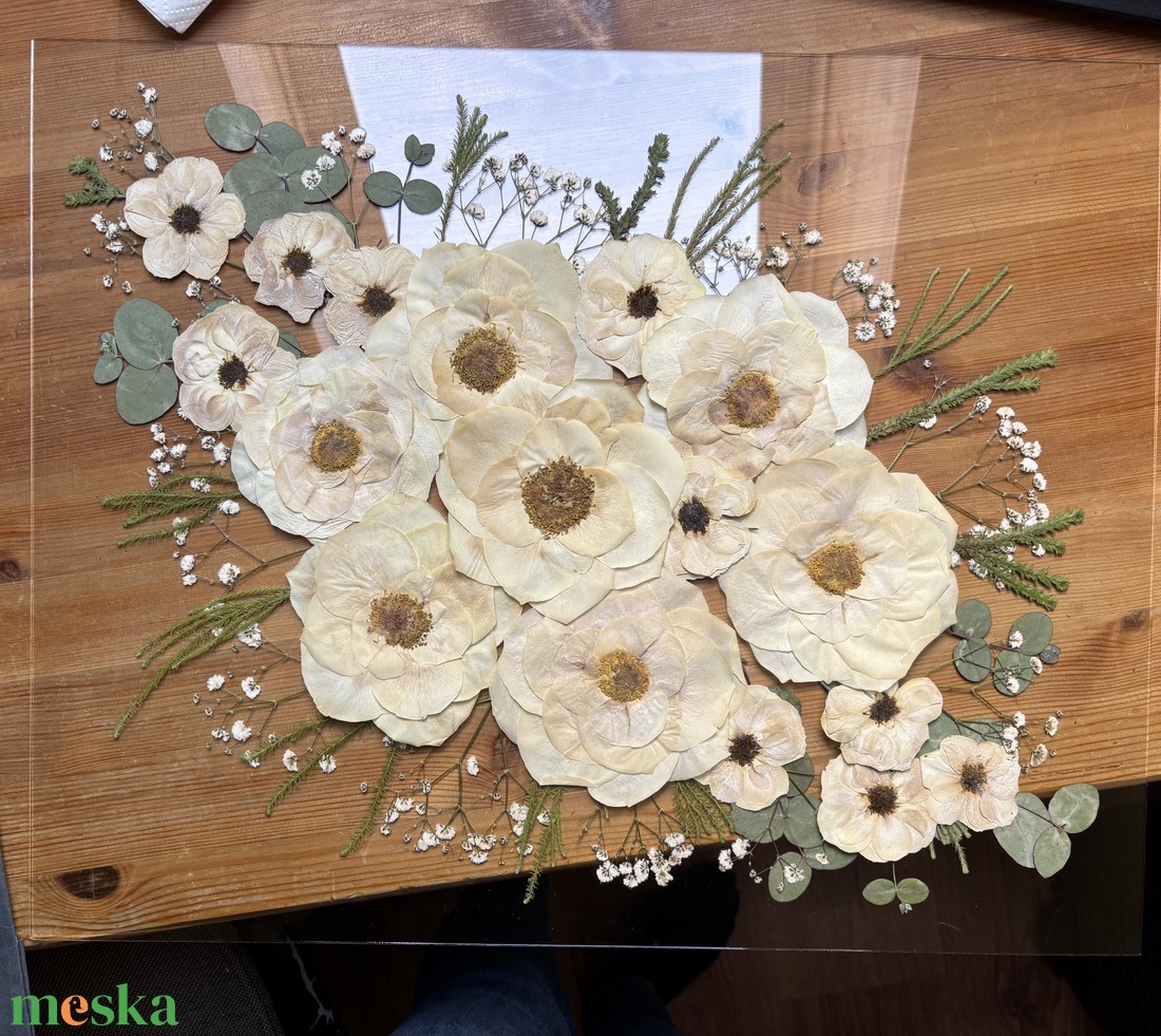 Esküvői csokor préselés 40x50 cm lebegő keretben - egyedi megrendelésre - otthon & életmód - dekoráció - virágdísz és tartó - virágbox, virágdoboz - Meska.hu