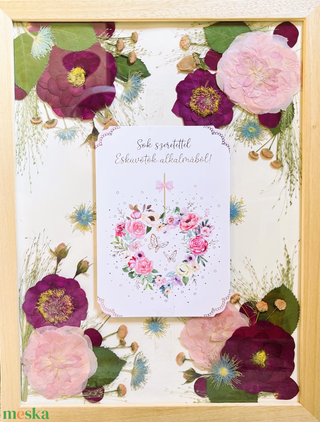 Örökcsokor 30x40 cm keretben, esküvői csokor - egyedi megrendelésre - otthon & életmód - vallás - temetkezési tárgy - sírcsokor, virág dekoráció - Meska.hu