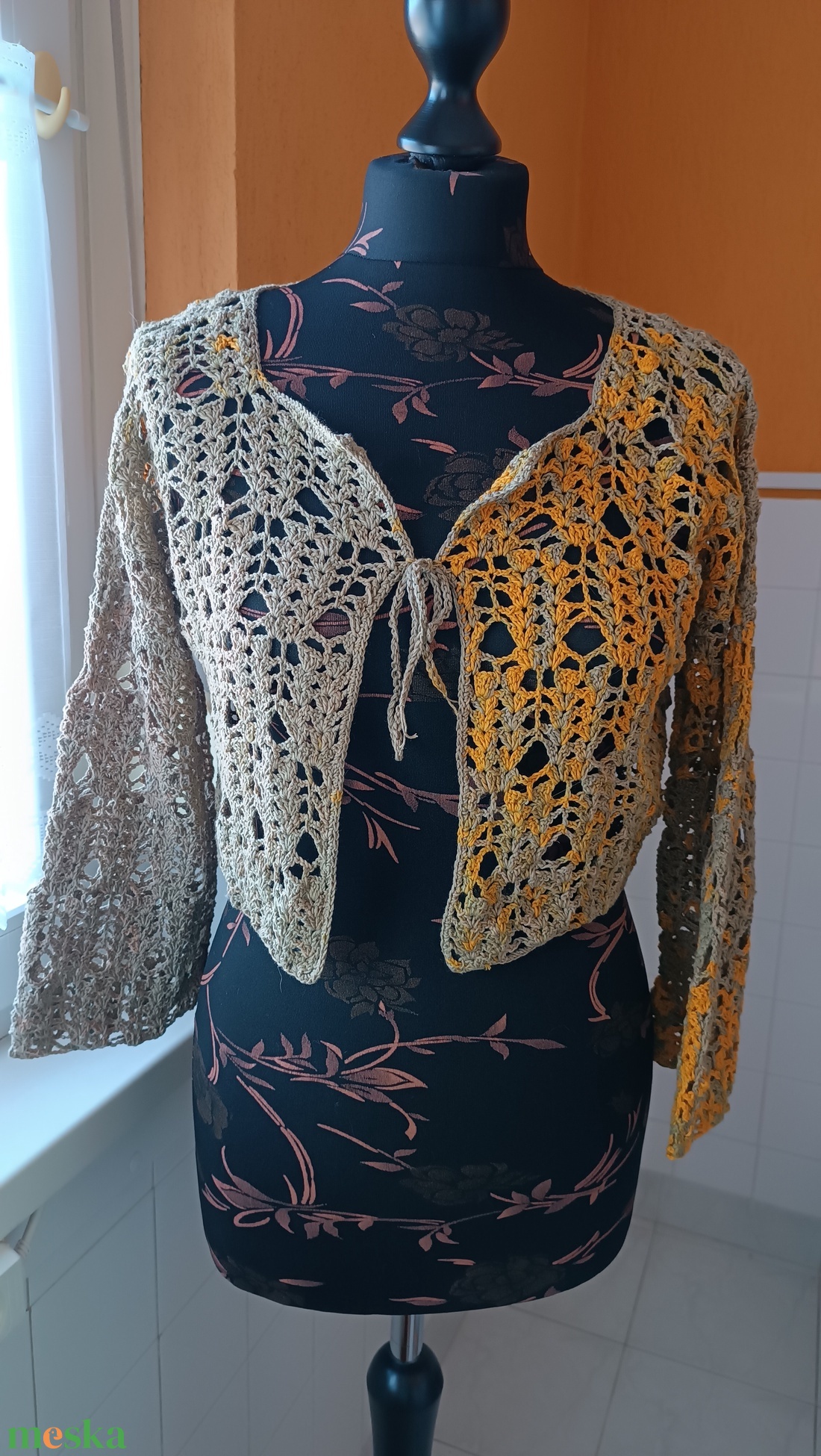 Divatos kiskabátka - ruha & divat - női ruha - bolero - Meska.hu Divatos kiskabátka - ruha & divat - női ruha - bolero - Meska.hu