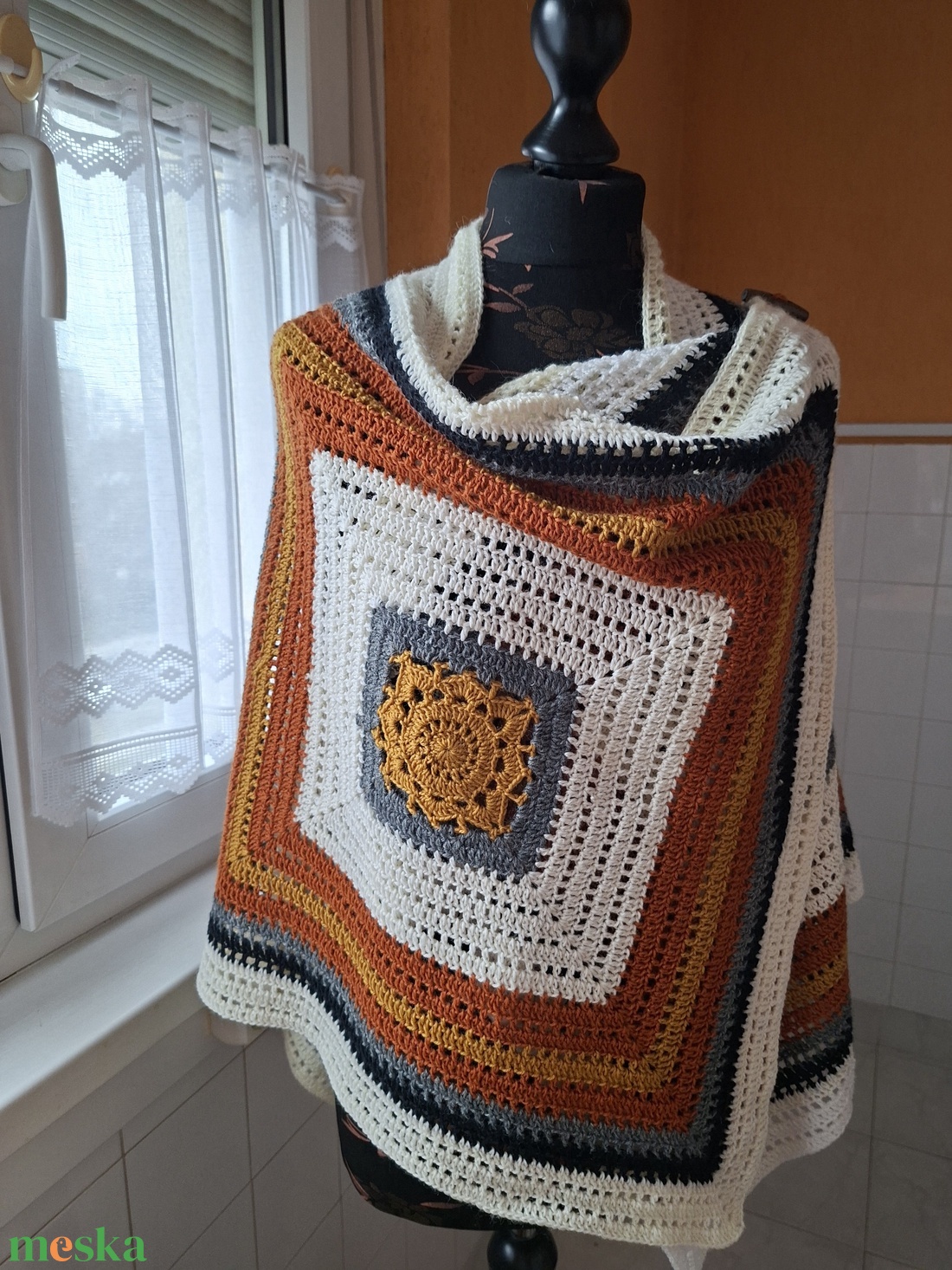 Poncsó +kendő egyben - ruha & divat - női ruha - poncsó - Meska.hu