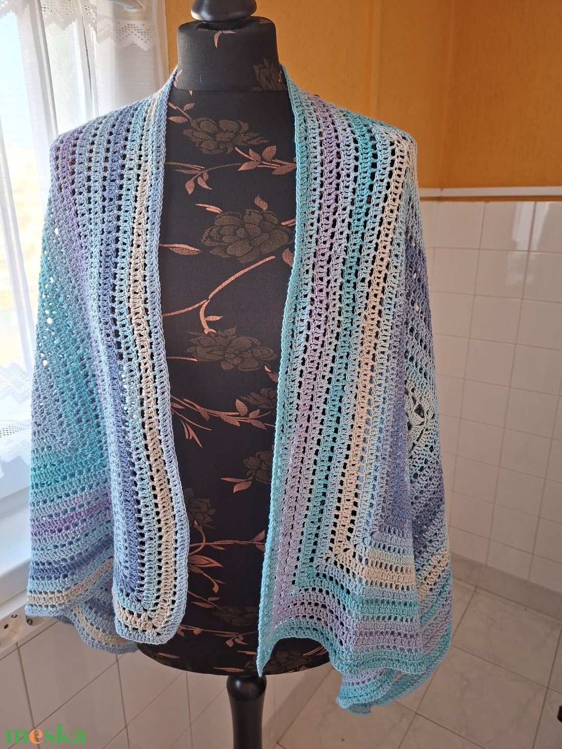 Poncsó +kendő egyben - ruha & divat - női ruha - poncsó - Meska.hu