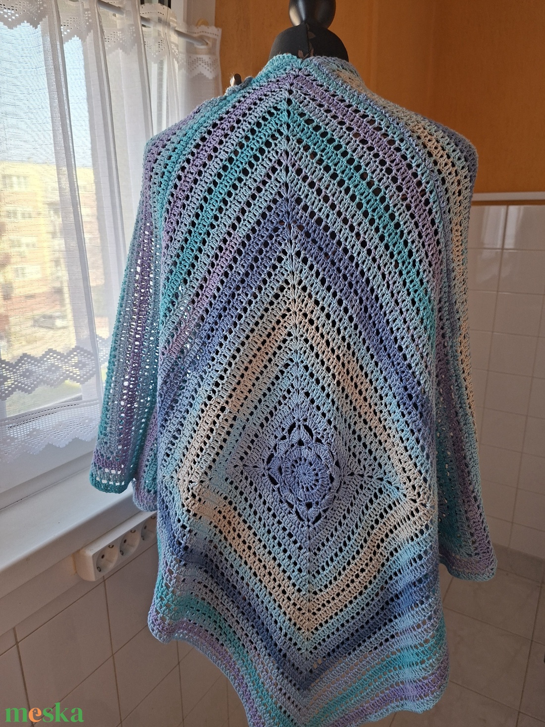 Poncsó +kendő egyben - ruha & divat - női ruha - poncsó - Meska.hu